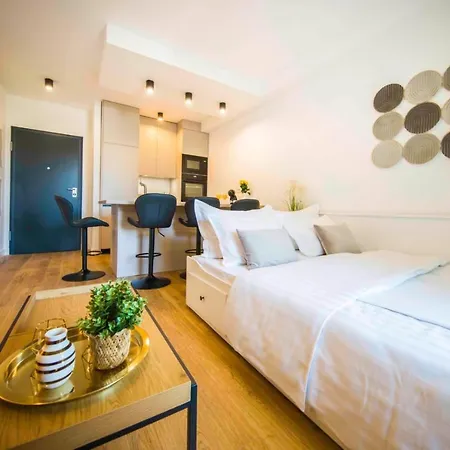 Spu Apartment Split