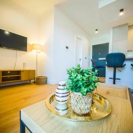 Spu Apartment *